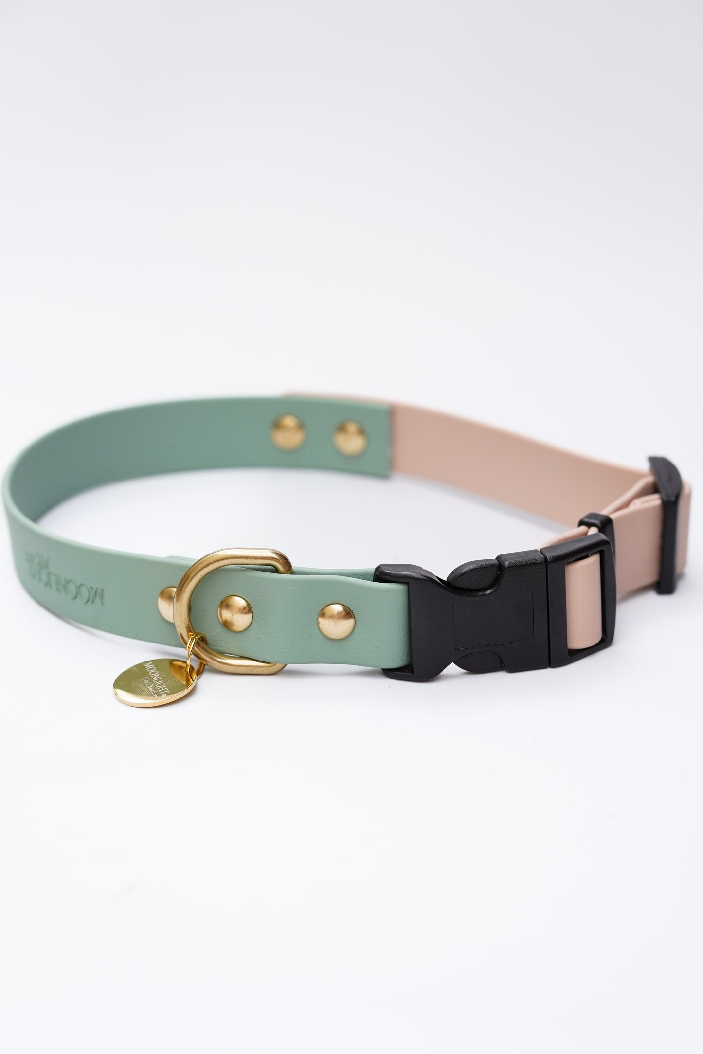 QR collar// 35-48cm