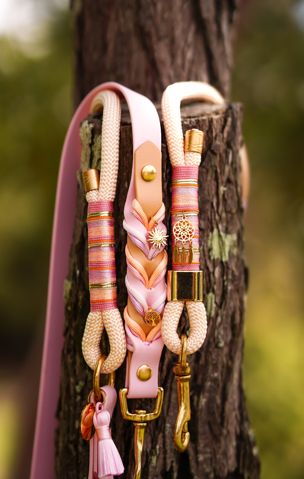 Leashes